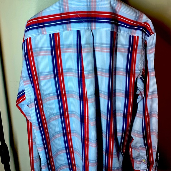 Tommy Hilfiger - Picture 4 of 5